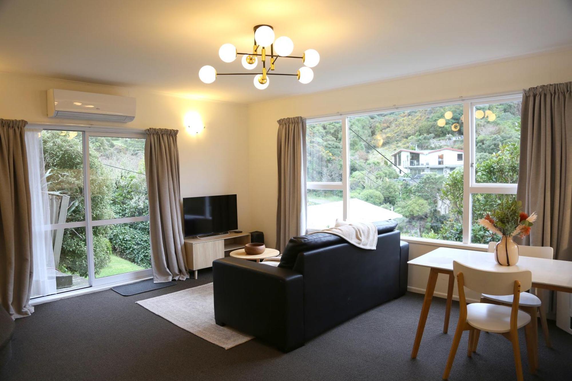 Skyline Haven - Entire Apartment - Free Parking, Espresso, Netflix - 15M To Cbd, Stadium, Ferry Wellington Exterior photo